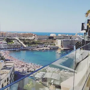 Express - Malta By Ihg Отель